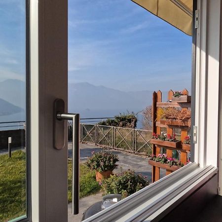 Gioiello Sul Lago D'Iseo Sale Marasino Exterior foto