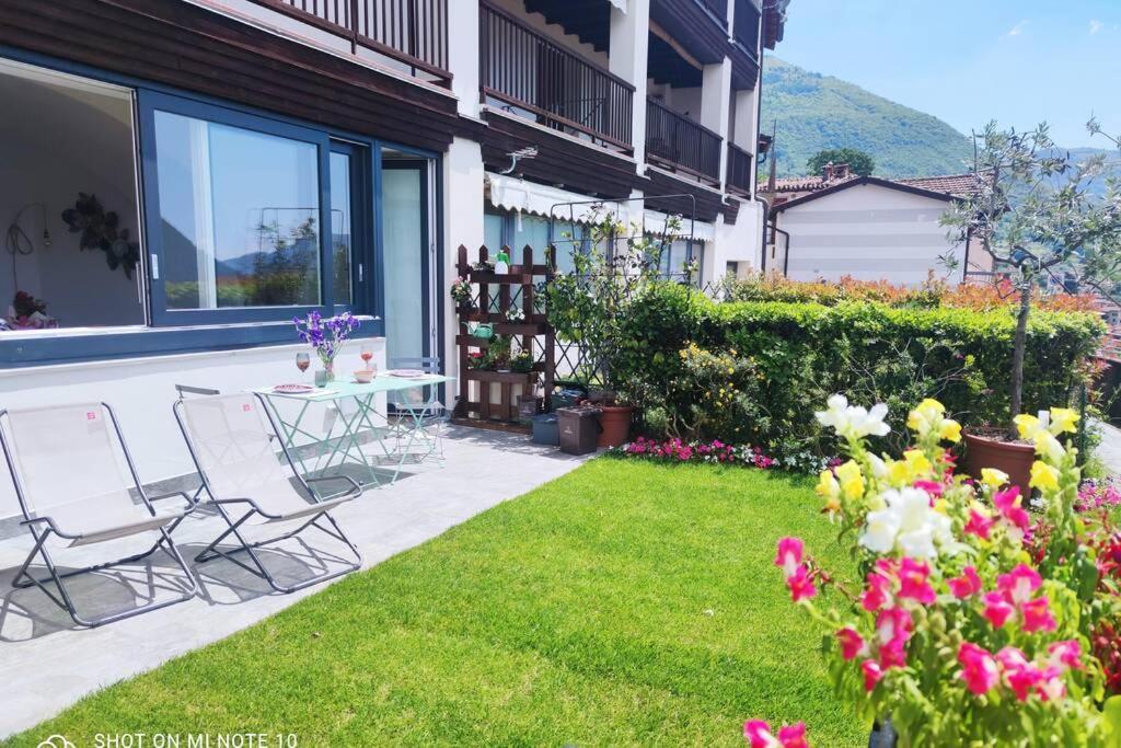 Gioiello Sul Lago D'Iseo Sale Marasino Exterior foto